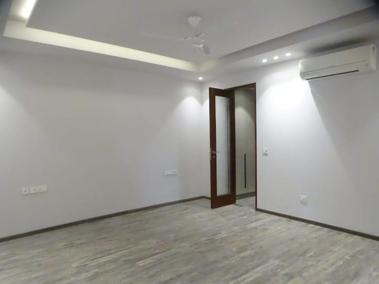 Room, defence colony 3 Bedroom 2925 Sq.Ft. Builder Floor In Defence Colony Delhi 9564365