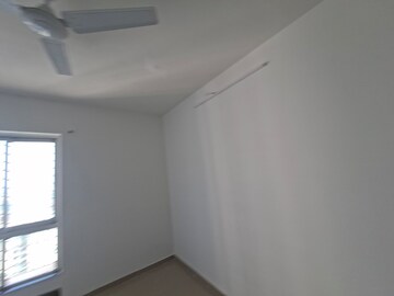 Room in 1 BHK Apartment at KIPL Morya, Kasarvadavali – for Rent