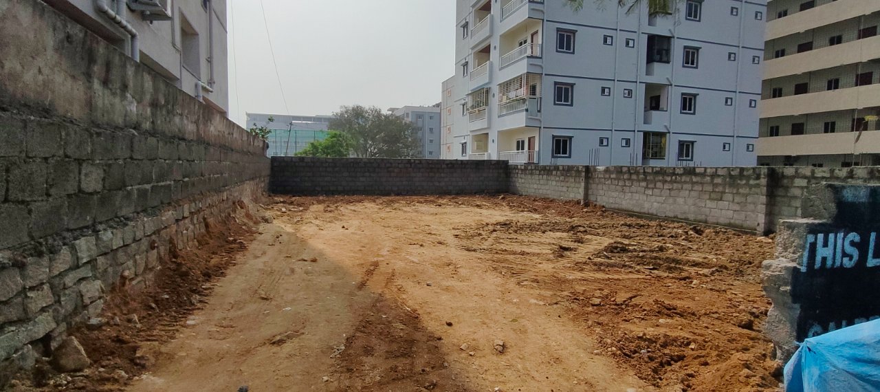 Plot For Sale in Pragathi Nagar