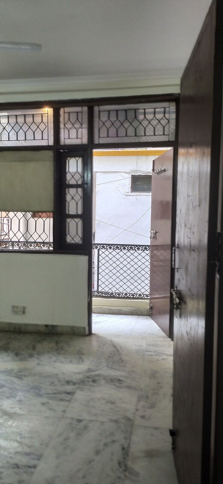 Room, khirki extension 1 Bedroom 450 Sq.Ft. Builder Floor In Khirki Extension Delhi 9564374