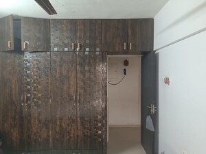 Furnished Amenities in 2 BHK Apartment at Neighbourhood Society, Malad East – for Rent