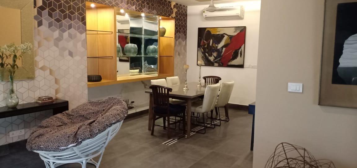 3 BHK + Servant Room Builder Floor For Rent in Defence Colony