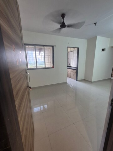 Room in 2 BHK Apartment at Moraj Prive, Kopar Khairane – for Rent