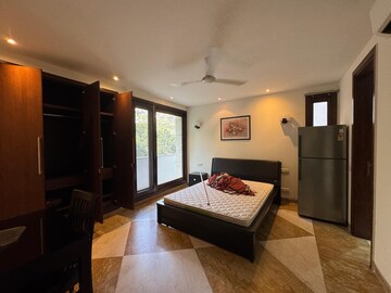 Living Room in 3 BHK Builder Floor at Defence Colony – for Rent