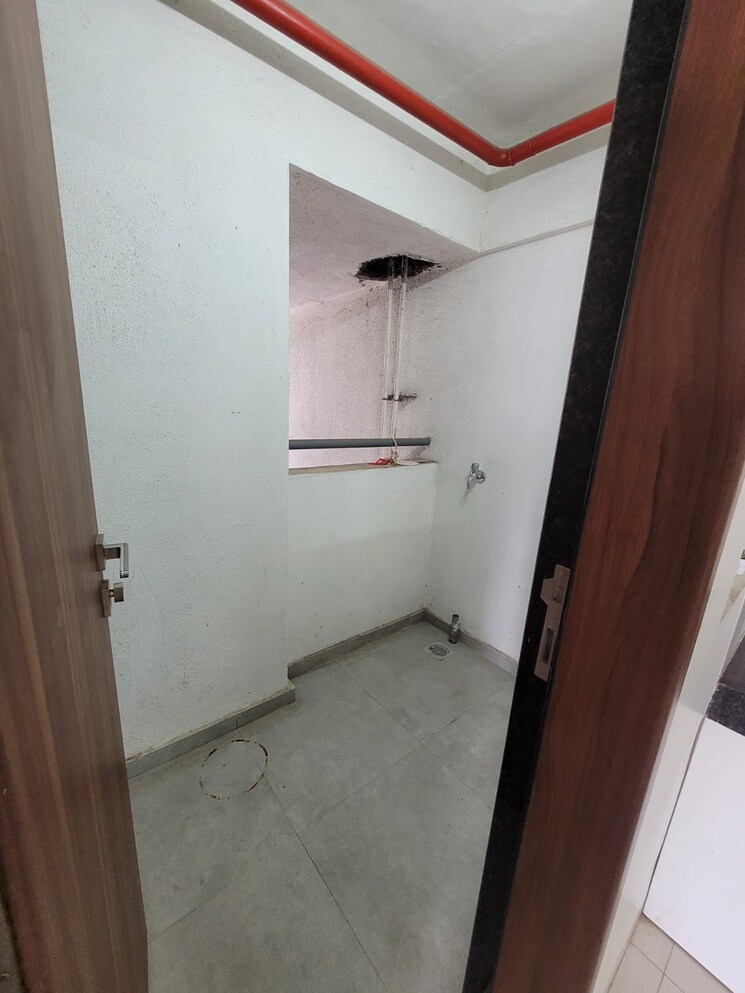 Bathroom, dhayari 3 Bedroom 1200 Sq.Ft. Apartment In Dhayari Pune 9564396