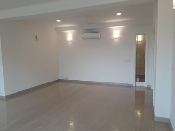 3 BHK Builder Floor For Rent in Defence Colony