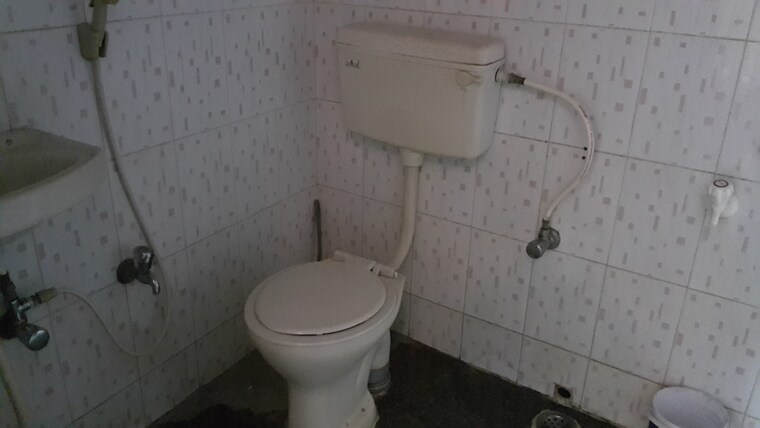 Bathroom, rt nagar 1 Bedroom 759 Sq.Ft. Independent House In Rt Nagar Bangalore 9564433