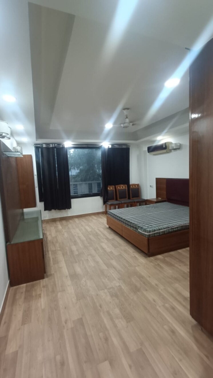 Master Bedroom, kalkaji 3 Bedroom 1800 Sq.Ft. Builder Floor In Kalkaji Delhi 9564456