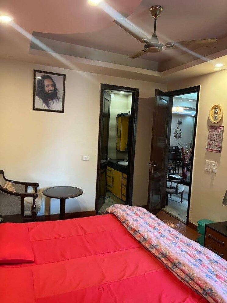 Master Bedroom, kalkaji 3 Bedroom 2400 Sq.Ft. Builder Floor In Kalkaji Delhi 9564462