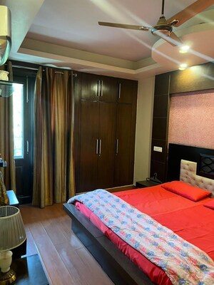 Master Bedroom in 3 BHK Builder Floor at Kalkaji – for Rent