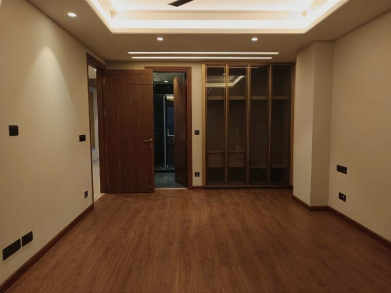 Master Bedroom, greater kailash i 3 Bedroom 2200 Sq.Ft. Builder Floor In Greater Kailash I Delhi 9564471