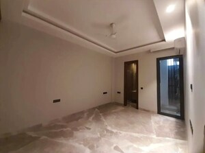Master Bedroom in 3 BHK Builder Floor at Greater Kailash I – for Rent