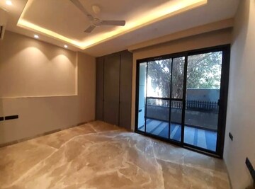 Master Bedroom in 3 BHK Builder Floor at Greater Kailash I – for Rent