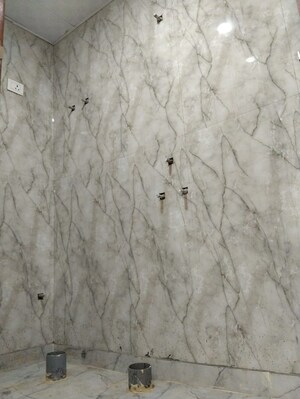 Room in 3 BHK Apartment at DMD Hometech Awas Yojna, Sector 73 – for Sale