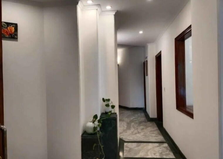 undefined, kalkaji 3 Bedroom 2600 Sq.Ft. Builder Floor In Kalkaji Delhi 9564476