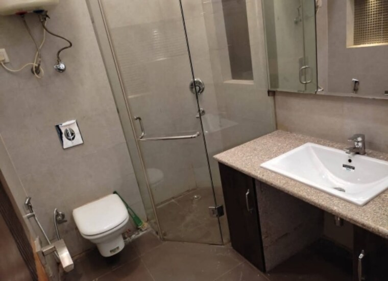 Attached Bathroom, kalkaji 3 Bedroom 2300 Sq.Ft. Builder Floor In Kalkaji Delhi 9564486
