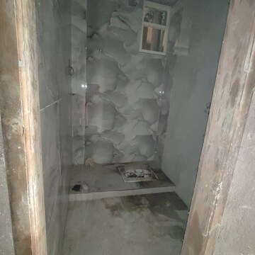 Bathroom in 1 BHK Builder Floor at Sai Homes Sector 49, Sector 49 – for Sale