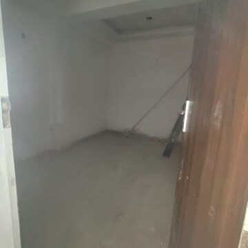 Room in 2 BHK Builder Floor at Suthiyana – for Sale