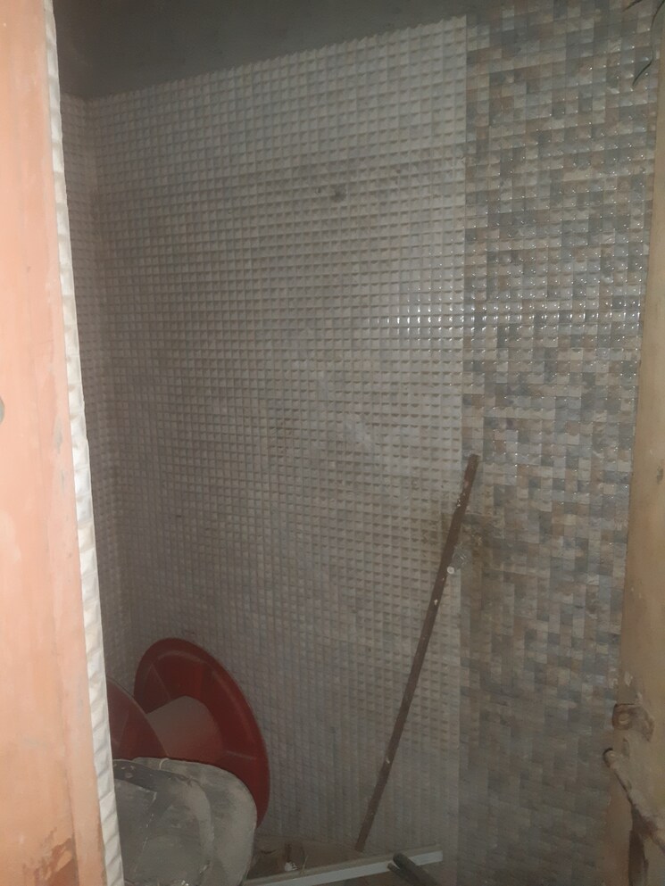 Bathroom, vasundhara sector 18 3 Bedroom 1700 Sq.Ft. Apartment In Vasundhara Sector 18 Ghaziabad 9564507