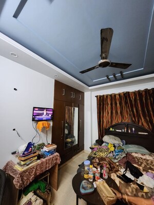 Dining area in 3 BHK Builder Floor at RWA Chittaranjan Park Block R, Chittaranjan Park – for Rent