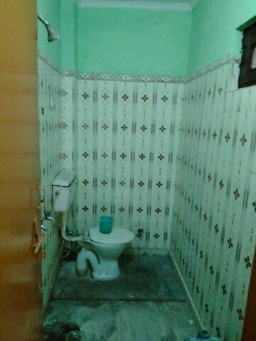Bathroom in 2 BHK Builder Floor at Shyam Park Extension – for Rent