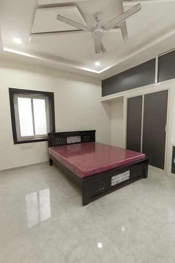 Bedroom in 2 BHK Builder Floor at Manikonda – for Rent