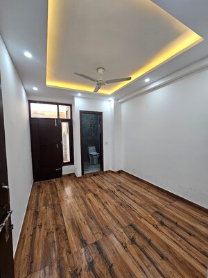 Room in 2 BHK Builder Floor at Chattarpur – for Rent
