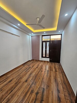Room in 2 BHK Builder Floor at Chattarpur – for Rent