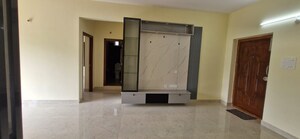 Room in 3 BHK Builder Floor at Kondapur – for Rent