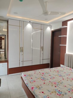 2 BHK + Servant Room Apartment For Sale in Ambegaon Budruk