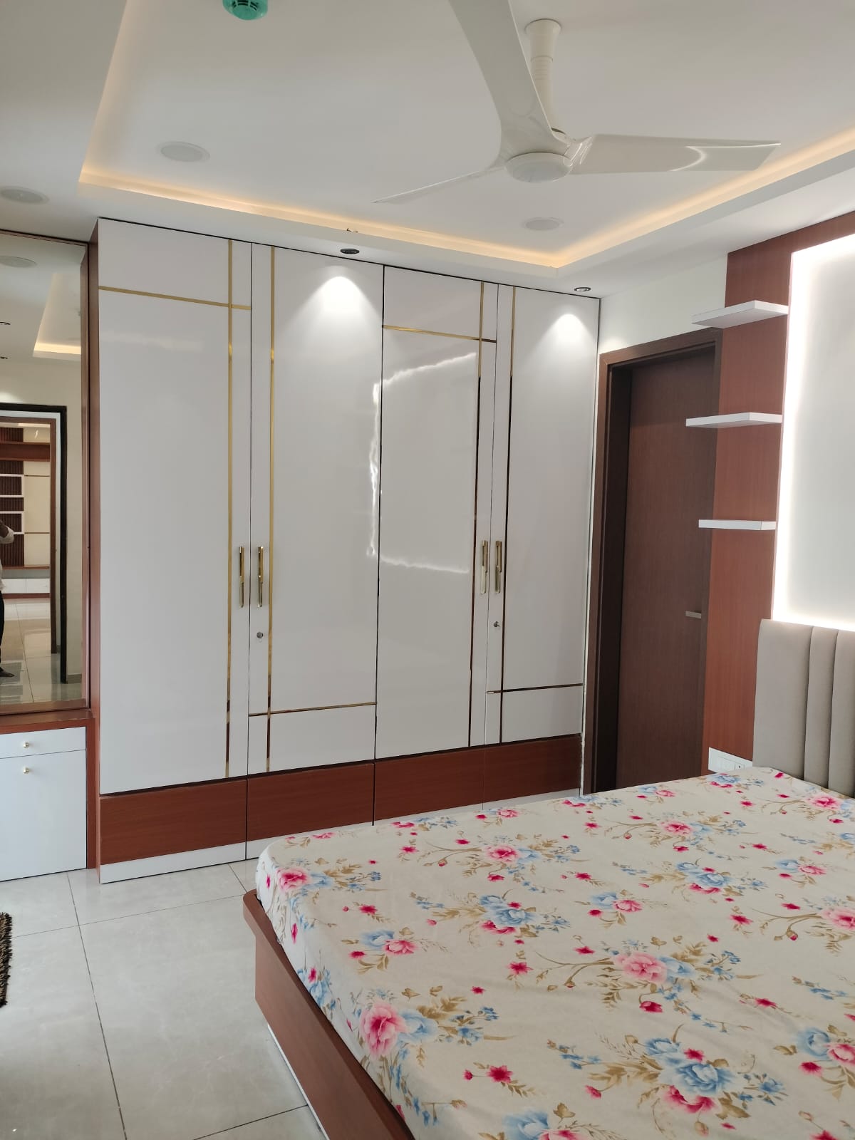 2 BHK + Servant Room Apartment For Sale in 2bhk Flat For Sale In Amb
