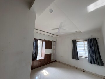 Room in 3 BHK Builder Floor at Gachibowli – for Rent