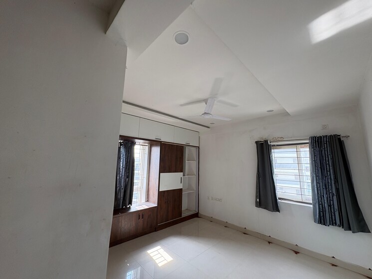 Room, gachibowli 3 Bedroom 2000 Sq.Ft. Builder Floor In Gachibowli Hyderabad 9564590