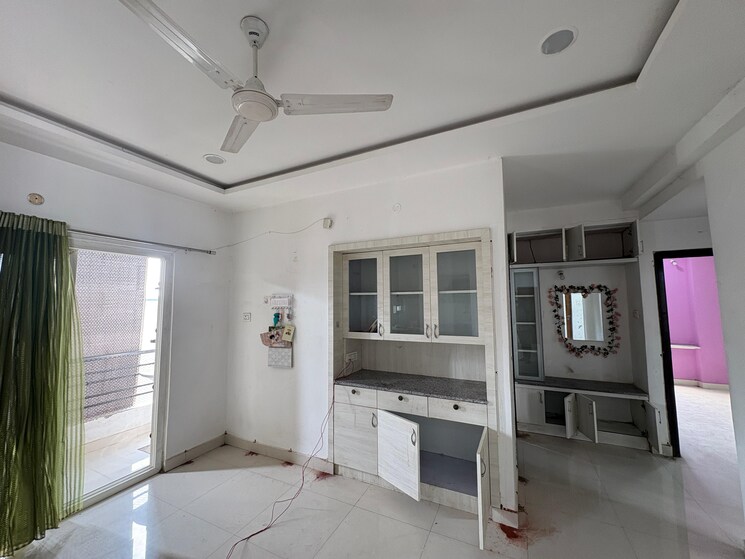 Bathroom, gachibowli 3 Bedroom 2000 Sq.Ft. Builder Floor In Gachibowli Hyderabad 9564590