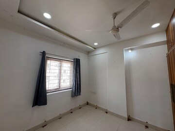 Room in 3 BHK Builder Floor at Gachibowli – for Rent