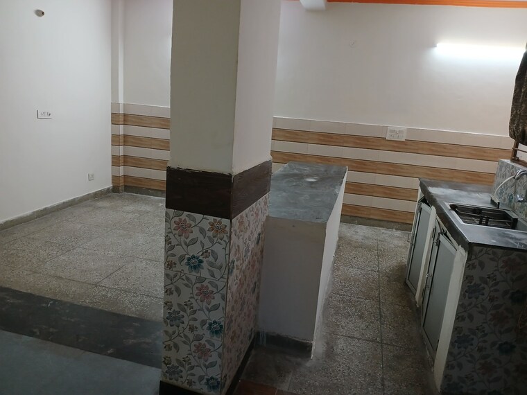 Bathroom, sector 29 2 Bedroom 100 Sq.Ft. Builder Floor In Sector 29 Faridabad 9564597