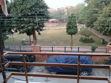 Balcony in 2 BHK Builder Floor at Sector 29 – for Rent