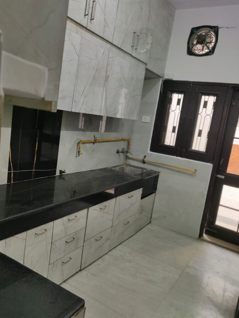 Kitchen, sector 28 2 Bedroom 200 Sq.Ft. Builder Floor In Sector 28 Faridabad 9564606