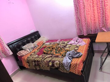 Bedroom in 2 BHK Builder Floor at Kondapur – for Rent