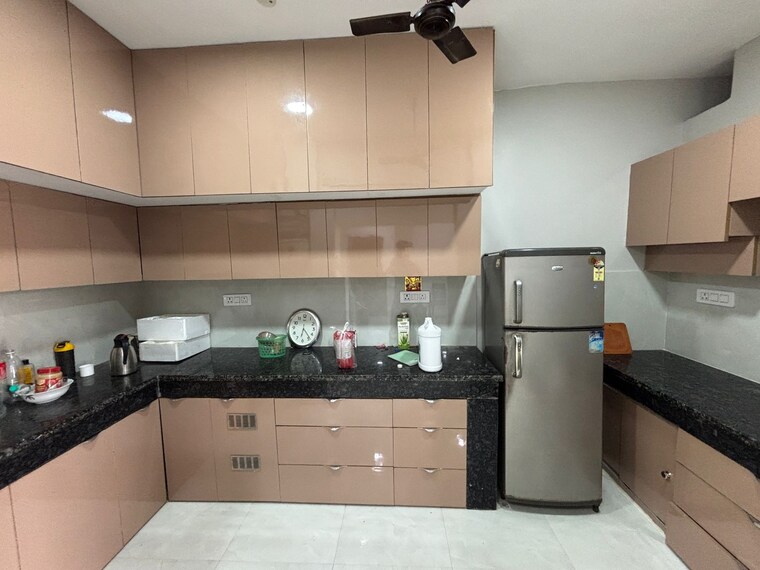 Kitchen, sector 28 3 Bedroom 300 Sq.Ft. Builder Floor In Sector 28 Faridabad 9564620