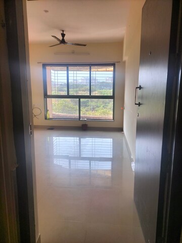 2 BHK Apartment For Rent in Hubtown Greenwoods, Vartak Nagar