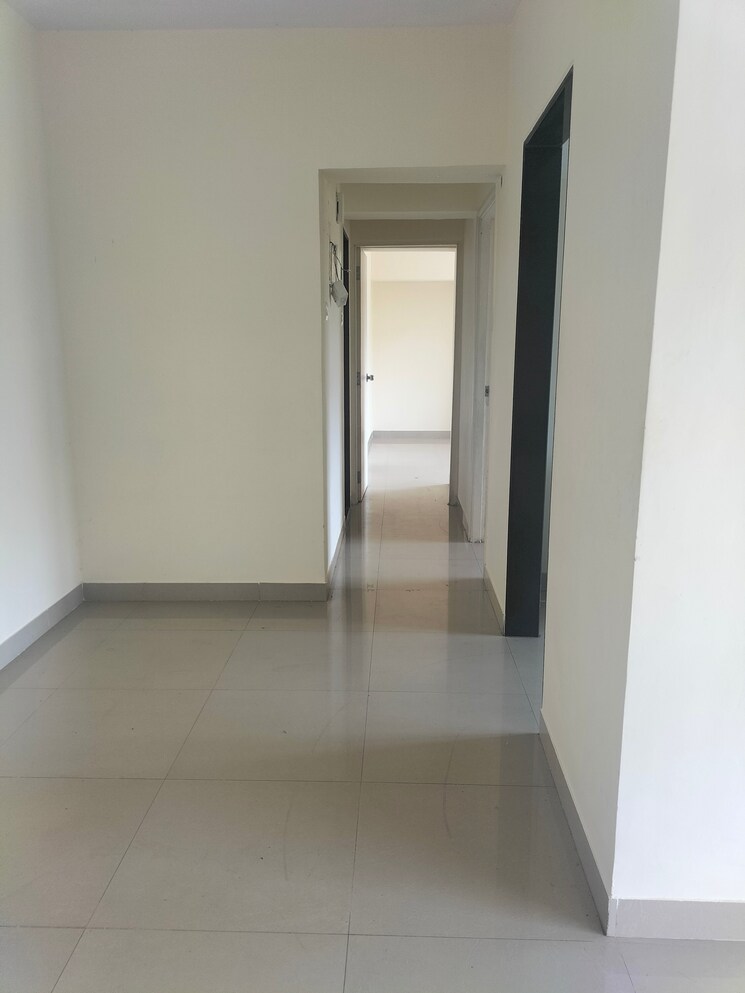 Room, hubtown-greenwoods 2 Bedroom 617 Sq.Ft. Apartment In Vartak Nagar Thane 9570084