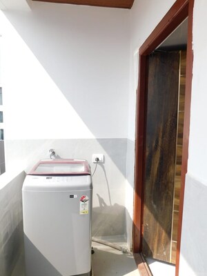 Furnished Amenities in 3 BHK Builder Floor at Kondapur – for Rent