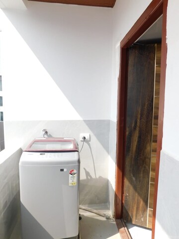 Furnished Amenities in 3 BHK Builder Floor at Kondapur – for Rent