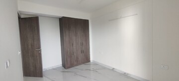 Room in 3.5 BHK Builder Floor at Smart World Gems, Sector 89 – for Rent
