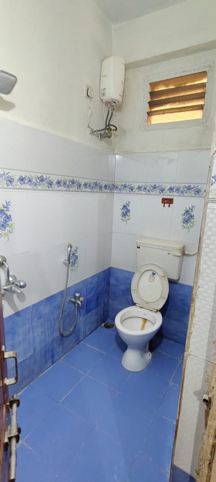 Bathroom, kondapur 3 Bedroom 1500 Sq.Ft. Apartment In Kondapur Hyderabad 9564650