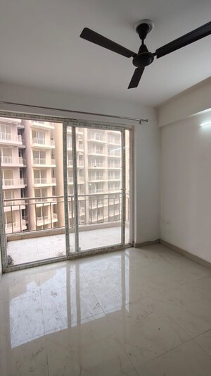 Room in 1 BHK Apartment at Bedarwals Sixty Three Golf Drive, Sector 63 – for Rent