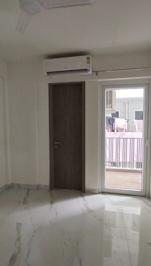 Room in 3.5 BHK Builder Floor at M3M Soulitude, Sector 89 – for Rent
