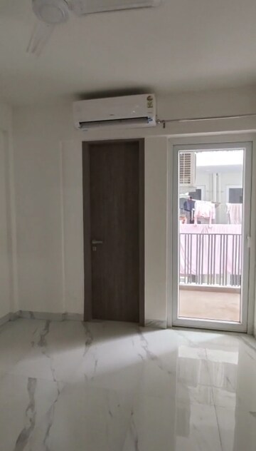Room in 3.5 BHK Builder Floor at M3M Soulitude, Sector 89 – for Rent