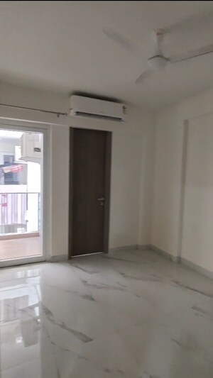 Room in 3.5 BHK Builder Floor at M3M Soulitude, Sector 89 – for Rent